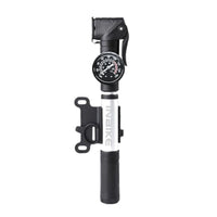 Lockable hand pump