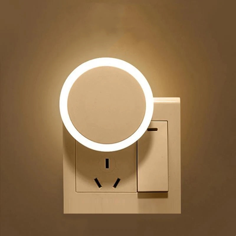 LED Night Light with Light Sensor – Warm White, EU Plug, 6.5 x 6.5 cm