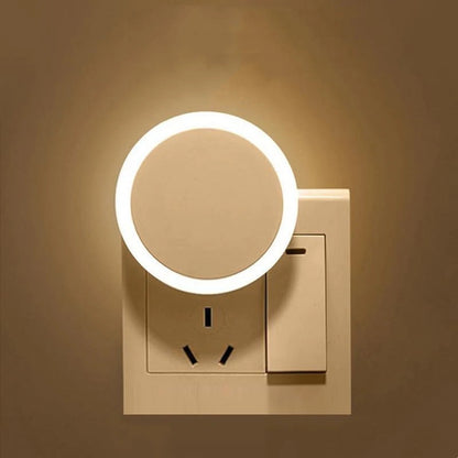 LED Night Light with Light Sensor – Warm White, EU Plug, 6.5 x 6.5 cm