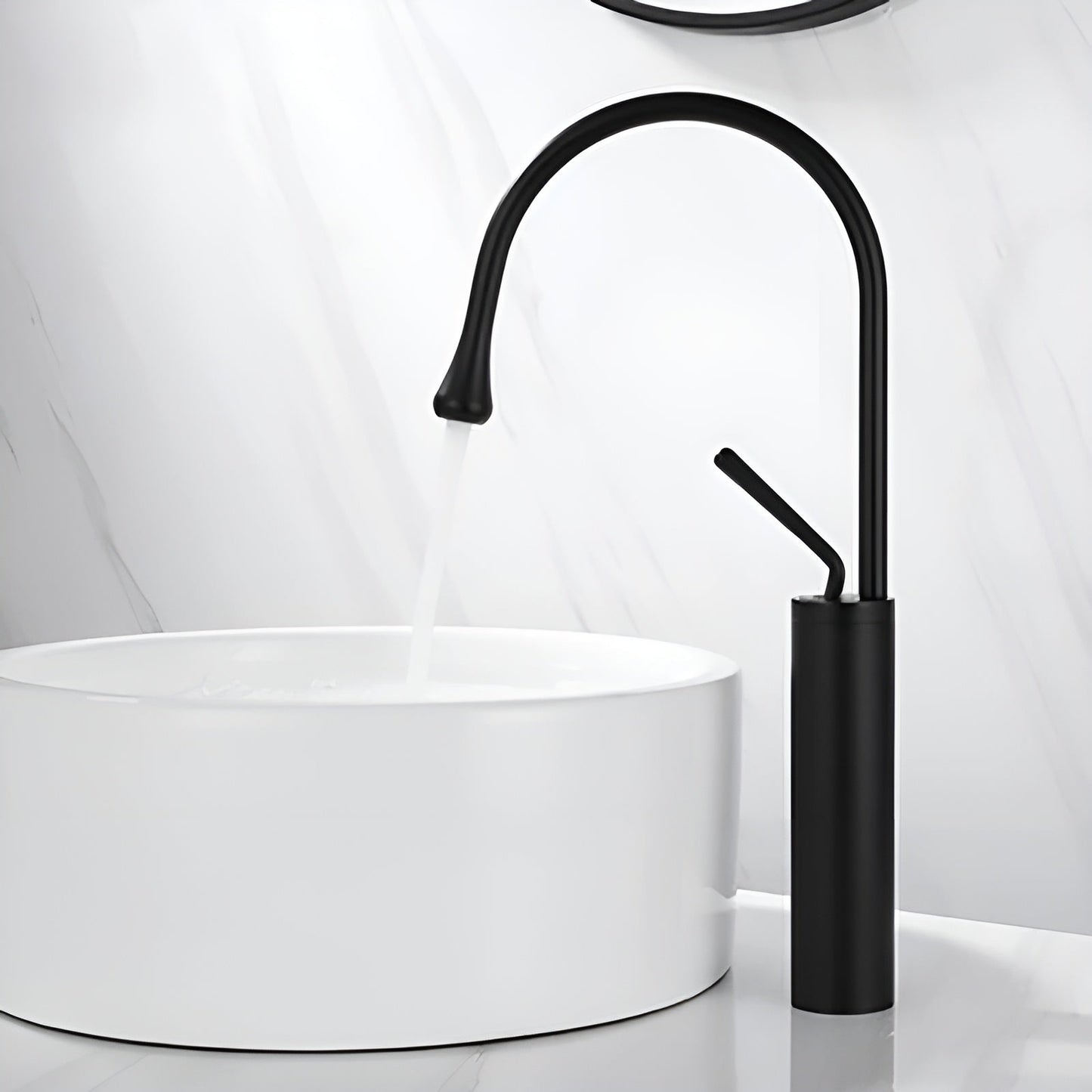 Effortless 360° Faucet Control for a Drip-Free Lifestyle