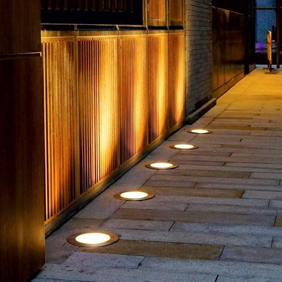 Wireless Solar LED Garden Lights Deluxe