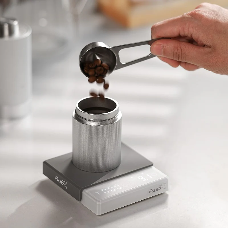 Compact Digital Coffee Scale Featuring Timer Function