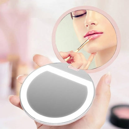 Flawless Makeup On-the-Go with Perfect Lighting