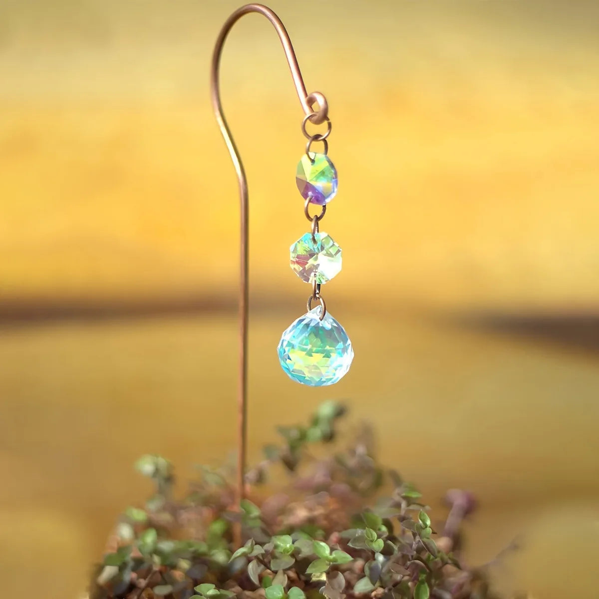 Hanging Glass Sphere Decoration – Luminara Bloom Crystal Sun Catcher for Pots & Gardens