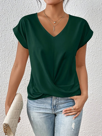 Casual T-Shirt with Sweetheart Neckline for Everyday Wear
