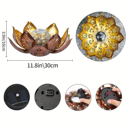 Solar Garden Lamp in Lotus Design