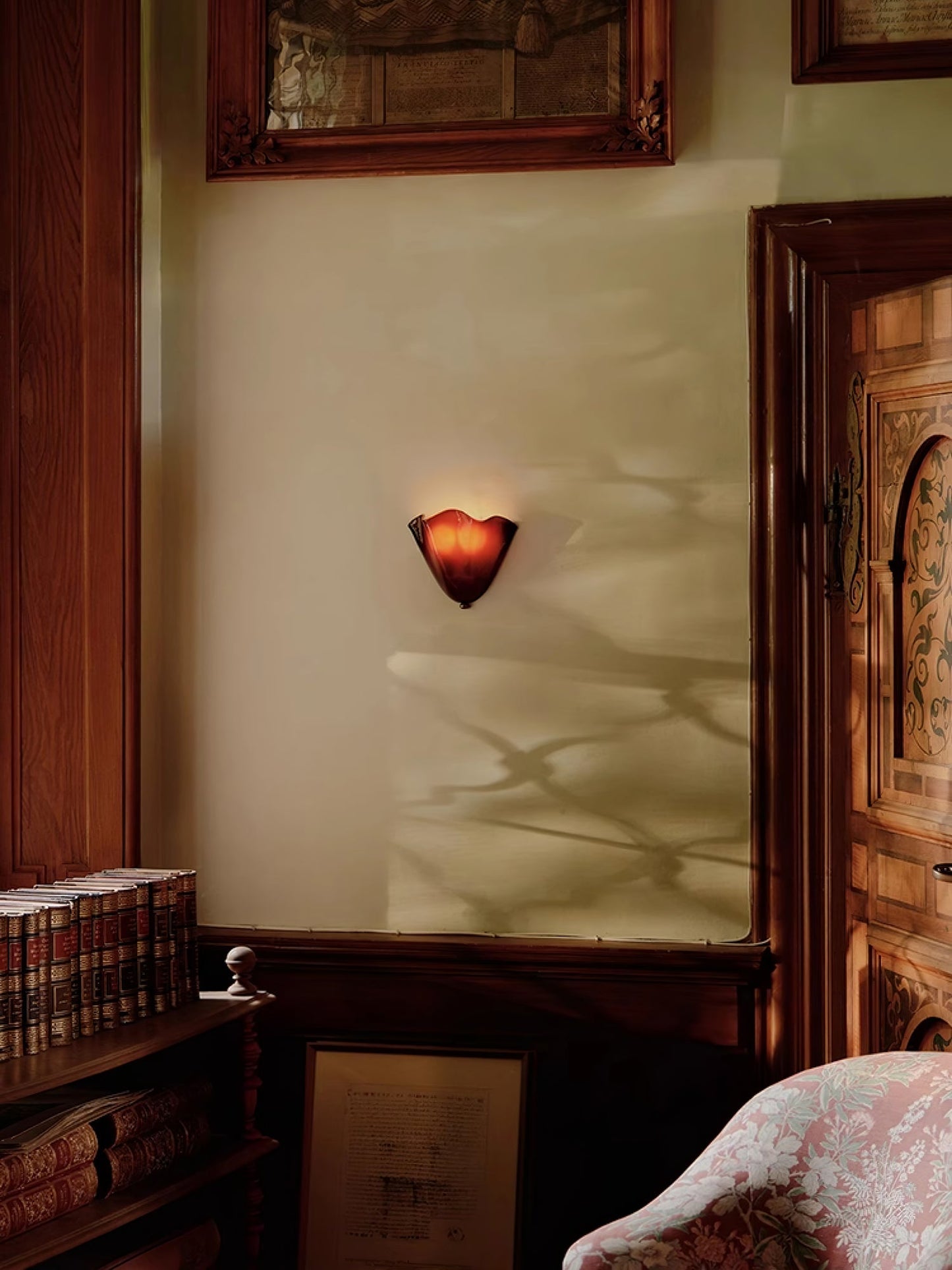 Elegant Home Wall Lights with Petal Design