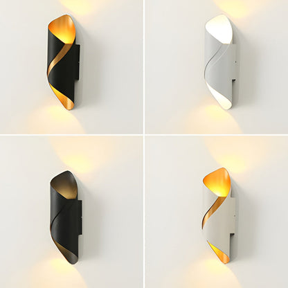 Spiral Black Metal Wall Lamp – Contemporary Outdoor Lighting Fixture