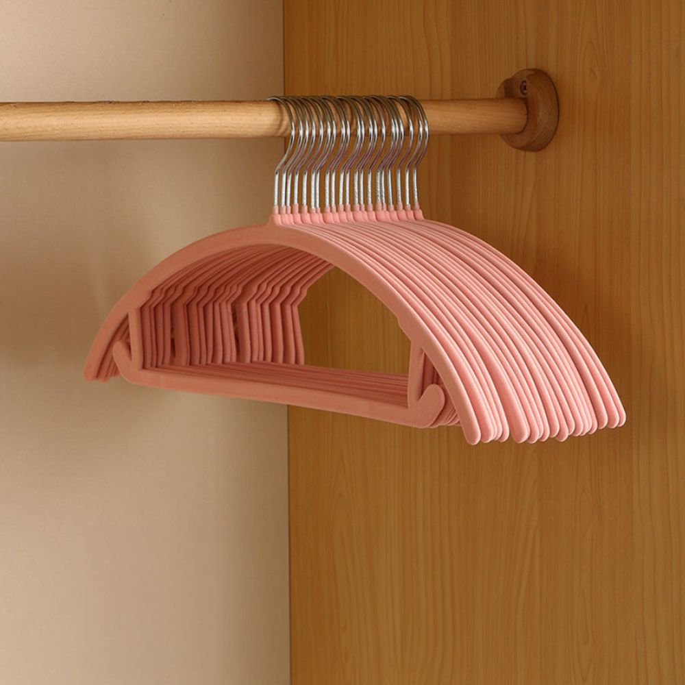 Space-Saving Velvet Hangers | Set of 10