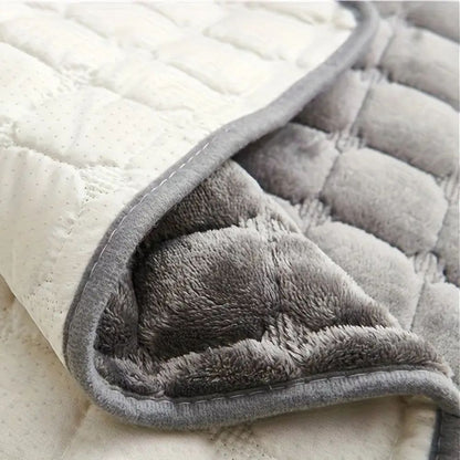 Luxurious Microfiber Recliner Cover for Ultimate Comfort