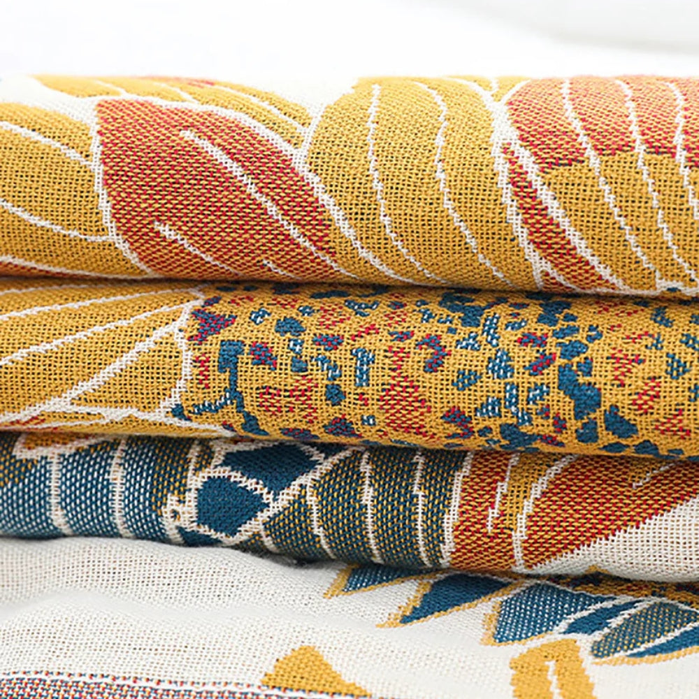 Sunburst Cotton Bath Towel for a Cheerful Refresh