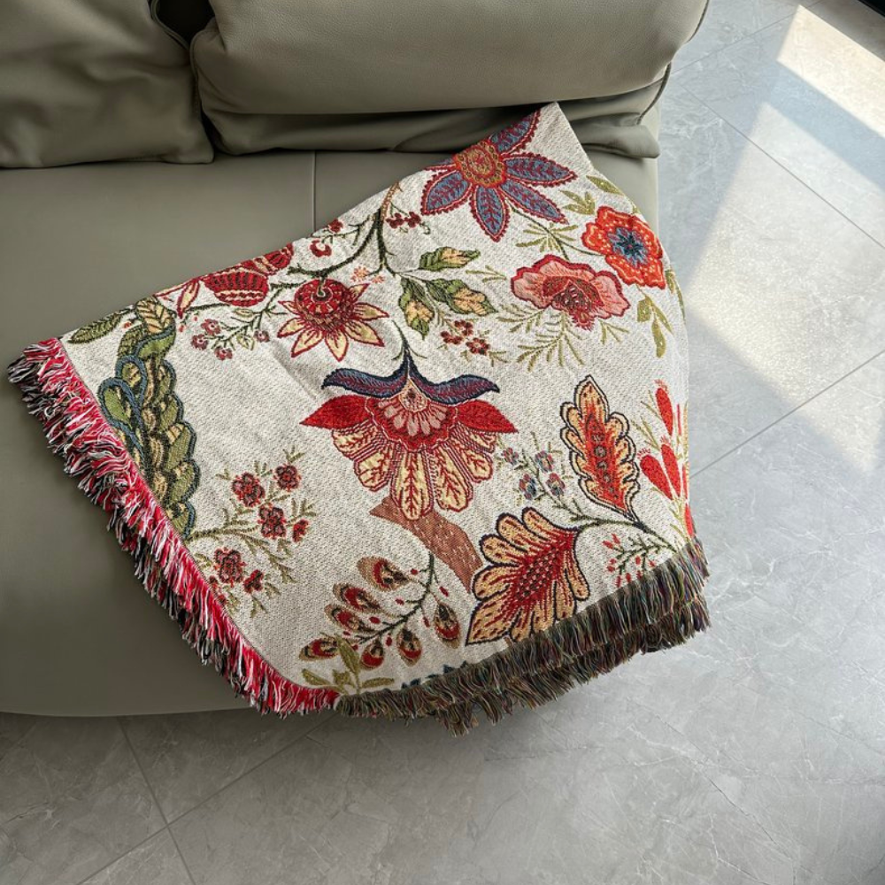 Charming Floral Cozy Blanket for Your Home