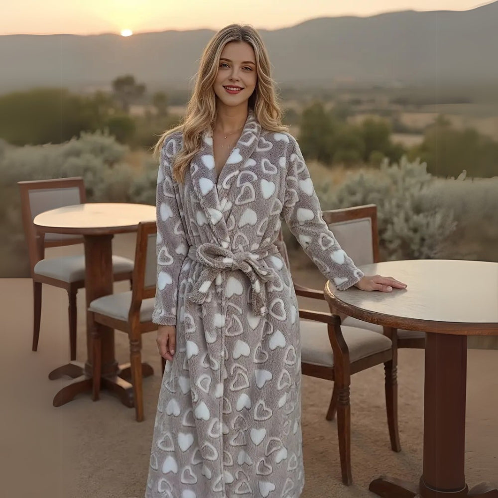 Cozy Comfort Fleece Robe for Ultimate Relaxation