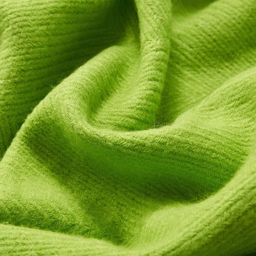 Chic Textured Blanket with Stylish Tassels