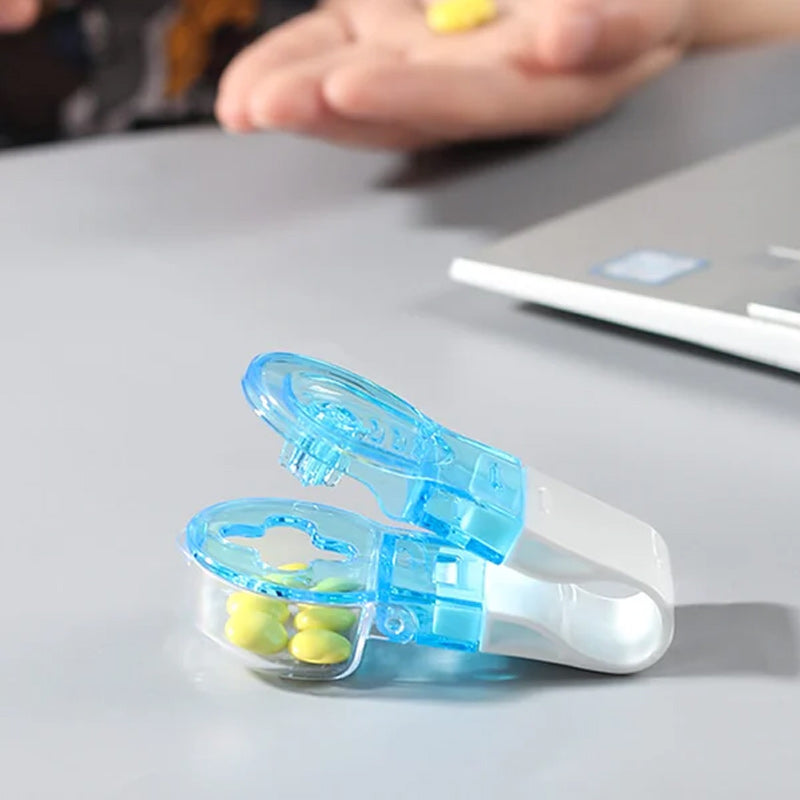Portable Pill Organizer for Easy Medication Management