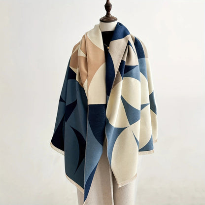 Dual-Faced Cozy Scarf for Effortless Style