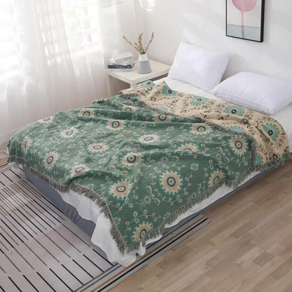 Chic Mandala Reversible Cotton Throw for All Seasons