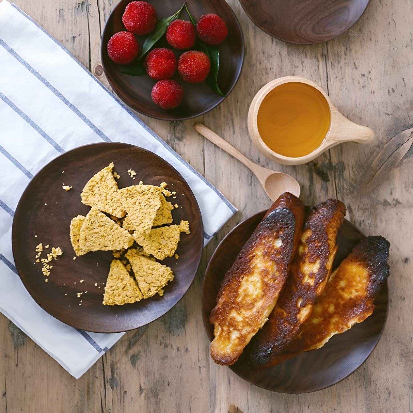 Natural Wooden Serving Board – Handcrafted Walnut Plate