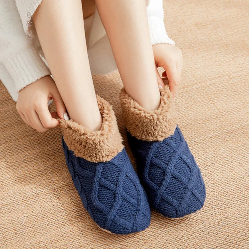 Unisex Cozy Winter Socks – Warm, Plush with Non-Slip Sole, Fleece-Lined for Men & Women