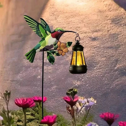 Solar Hummingbird Lantern – Vintage Pattern & Metal Design for Garden, Patio & Pathway