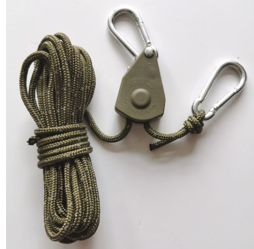 Rock-Solid Outdoor Gear Sets Up in Seconds