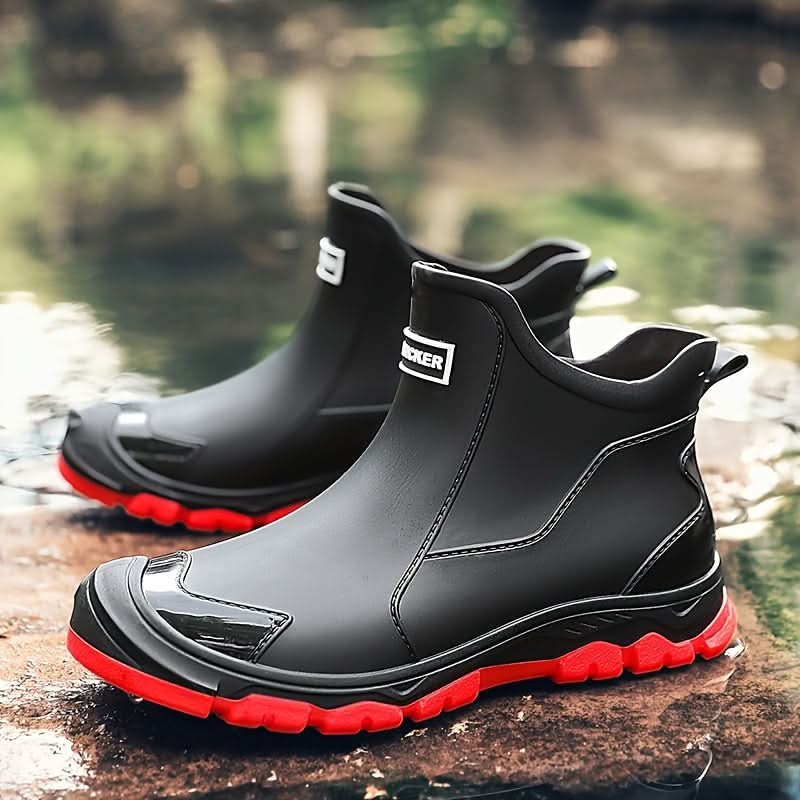 Durable Grip and Comfort for Wet Outdoor Environments