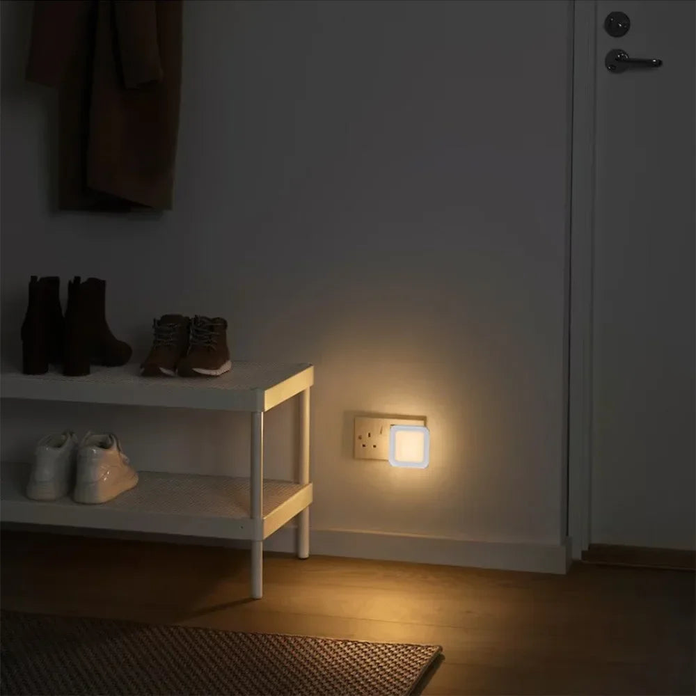 Mini LED Night Light | Dimmable | Plug-In | Warm White 3200K | Energy Efficient