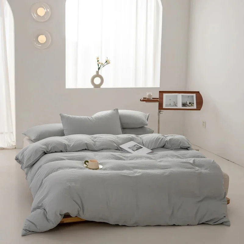 Classic Bedding Set with Quilt Cover