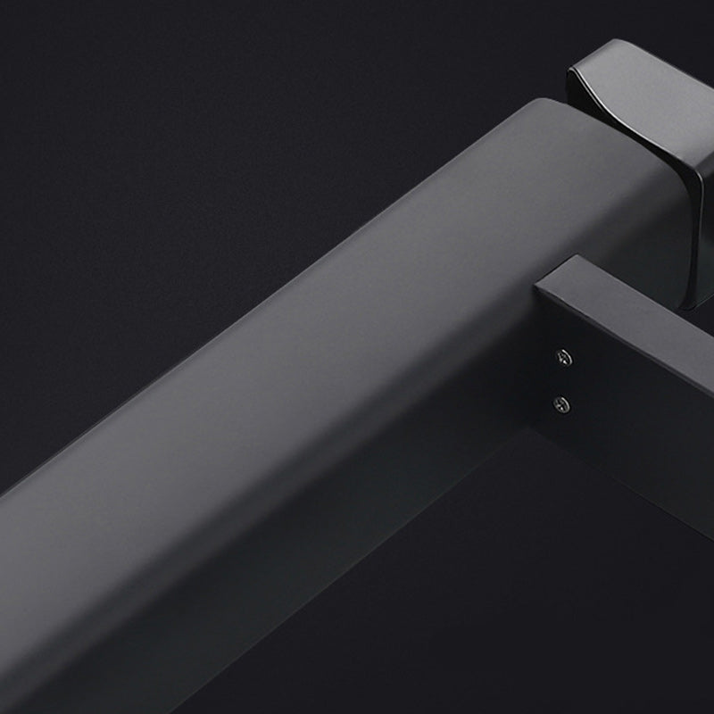 Modern Bathroom Sink Faucet with Digital Display – Low Arch Monochrome