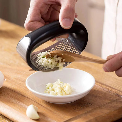 Garlic Crusher - Last Day Discount on Garlic Press
