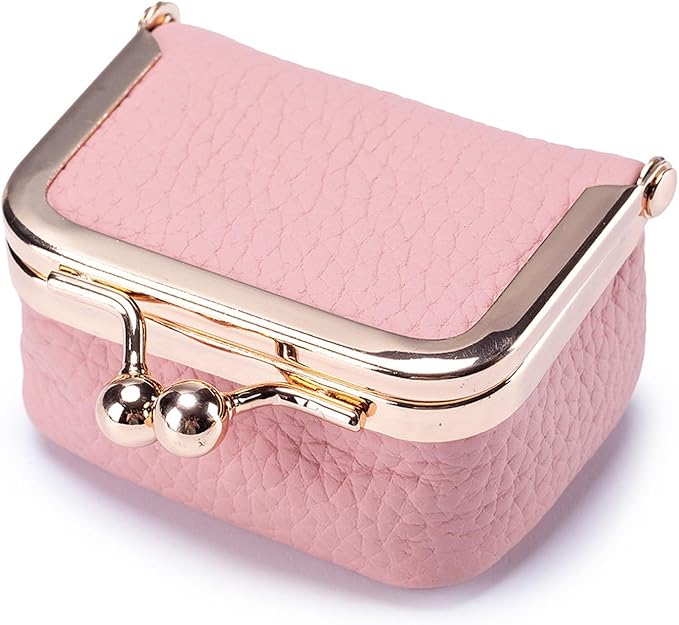 Glitzy Jewelry for On-the-Go Style