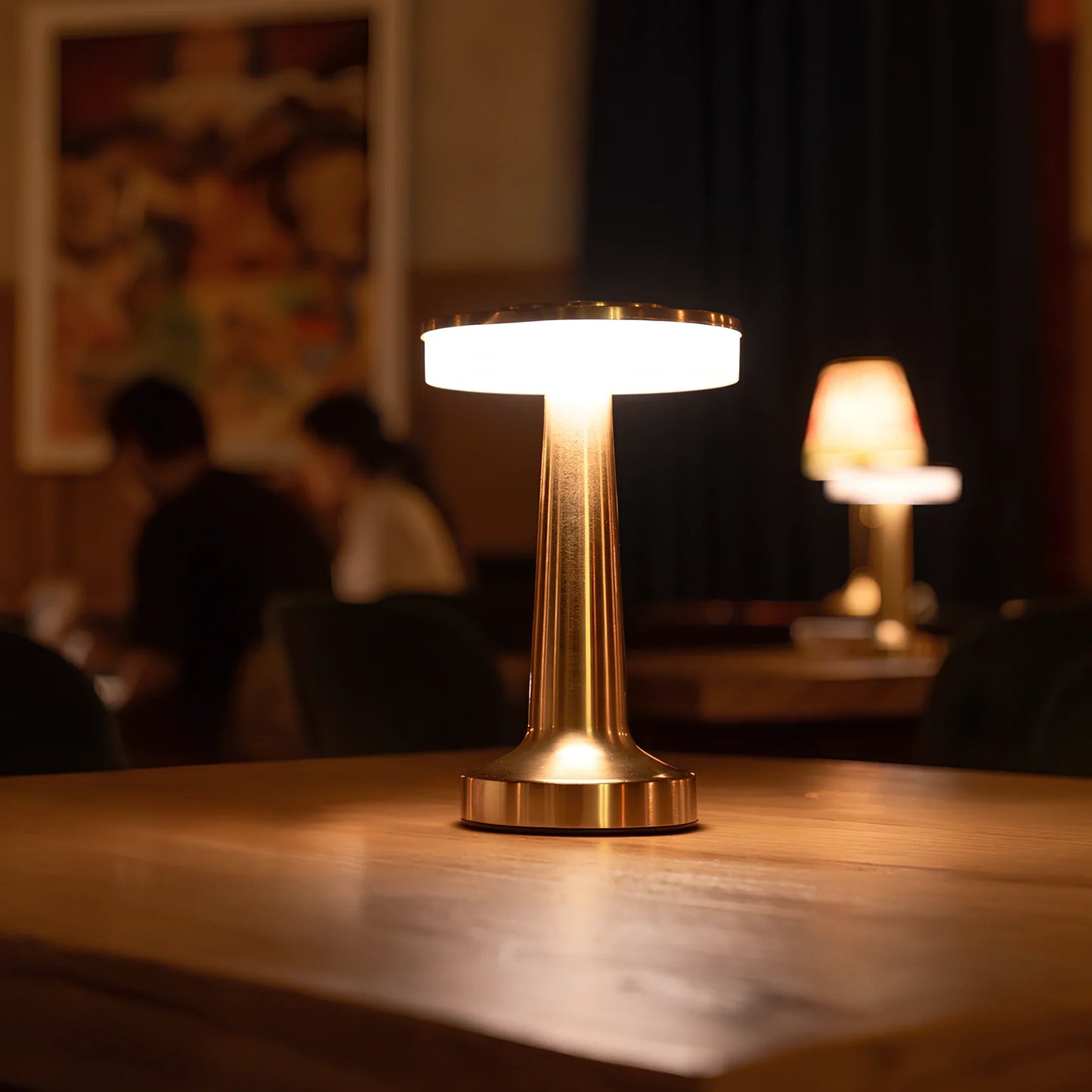 Stylish Cordless Table Lamp – Portable Retro Design