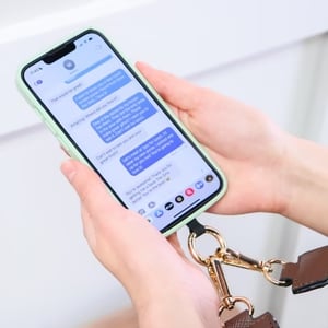 StyleMate - Versatile Phone Strap for Effortless Carrying