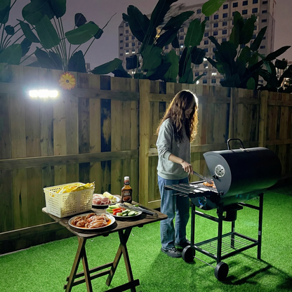 Smart Solar Outdoor Light with Motion Detection - 3 Adjustable Heads