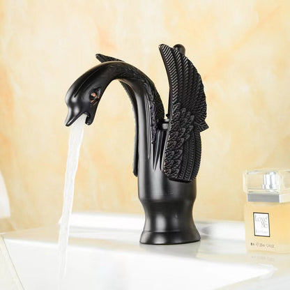 Brass Bathroom Sink Faucet with Single Handle for Hot and Cold Water