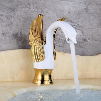 Brass Bathroom Sink Faucet with Single Handle for Hot and Cold Water