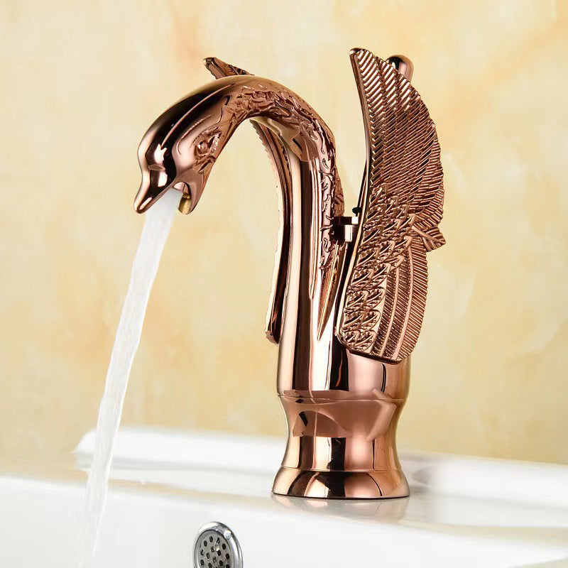 Brass Bathroom Sink Faucet with Single Handle for Hot and Cold Water