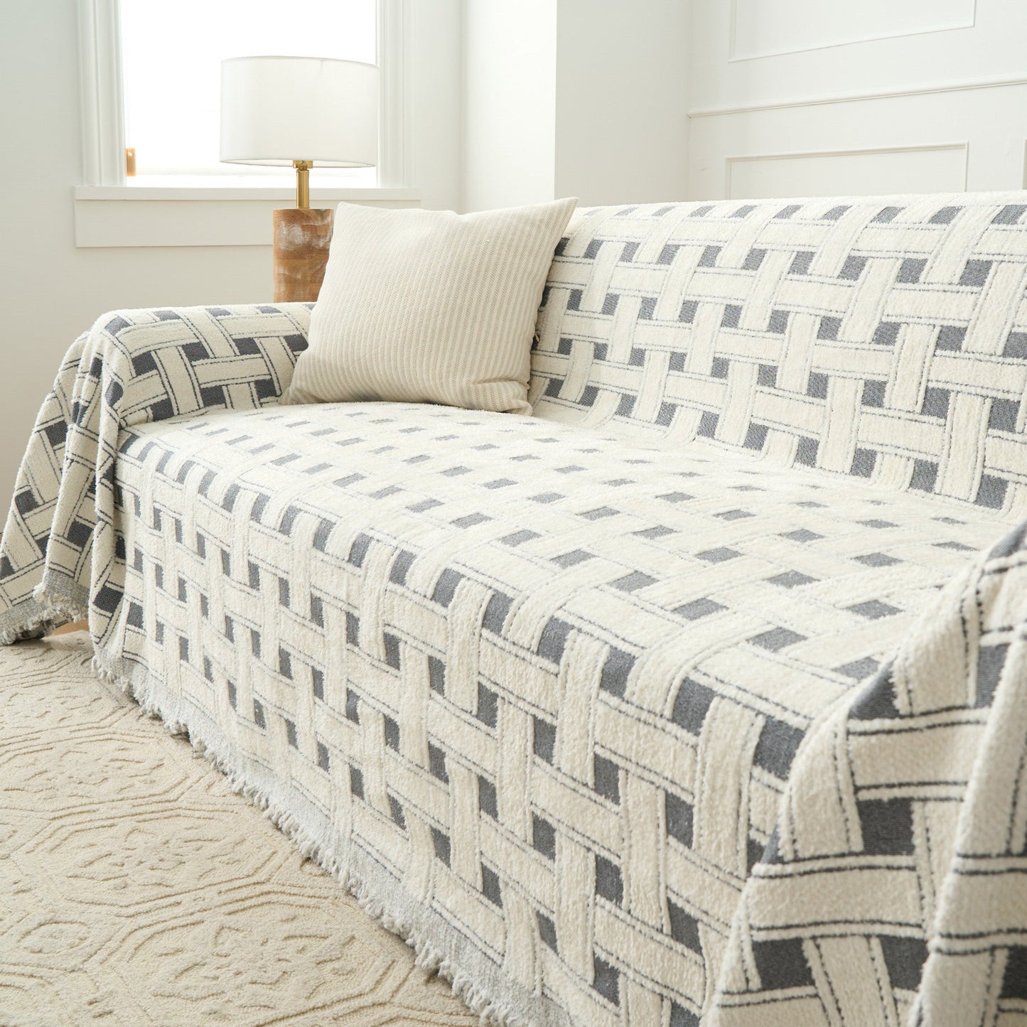 Cozy Throw Blanket – Soft Crosshatch Chenille Sofa Protector