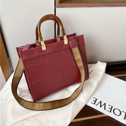 Stylish Travel Bag with Ample Storage Space