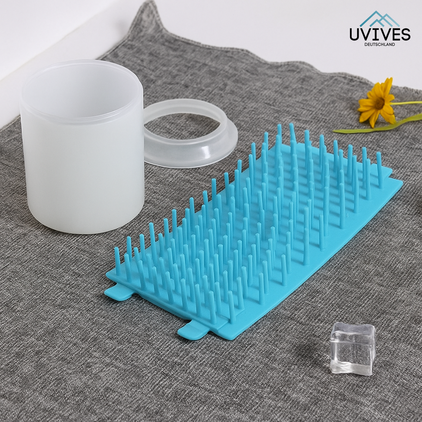 Clean Paws in Seconds – Pet Paw Cleaning Solution