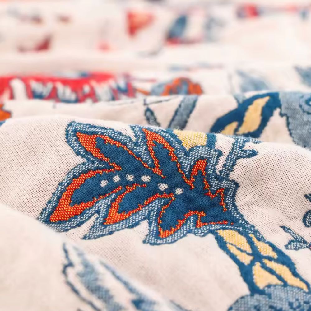 Charming Floral Cotton Throw Blanket for Cozy Comfort