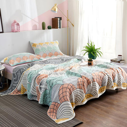 Chic Wave-Design Cotton Throw Blanket