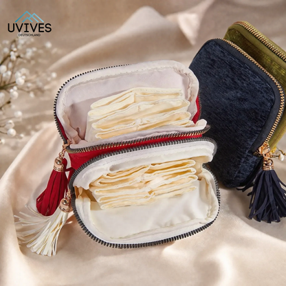 Jewelry Organizer: Keep Your Accessories Safe, Tangle-Free, Anywhere