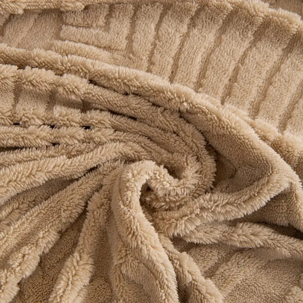 Chic Leaf Pattern Fleece Sofa Protector