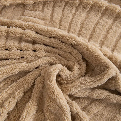 Chic Leaf Pattern Fleece Sofa Protector