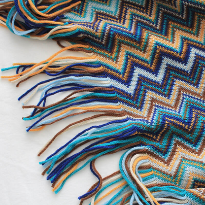 Vibrant Geometric Tasseled Throw Blanket for All Seasons