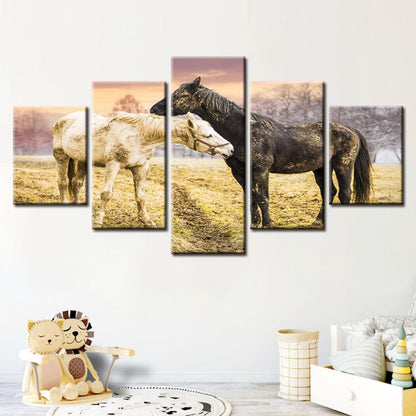Stunning 5-Piece Equine Canvas Art Set for Home Décor