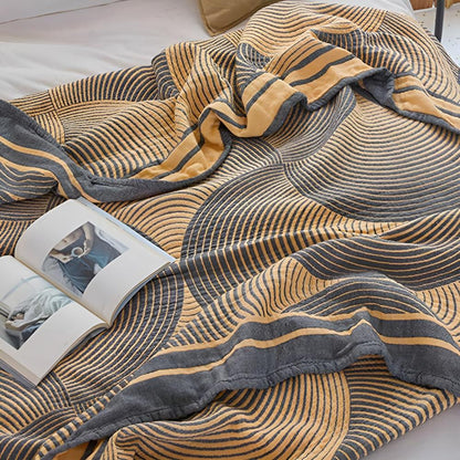 Luxurious 4-Layer Reversible Cotton Quilt for All Seasons
