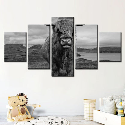 Charming 5-Piece Canvas Art Set Featuring Majestic Cows