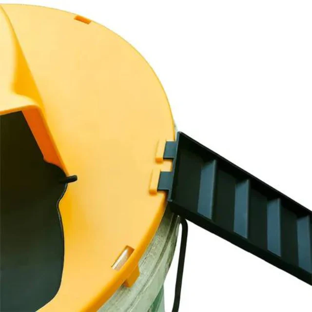 Humane Mouse Trap with Reusable Bucket Design
